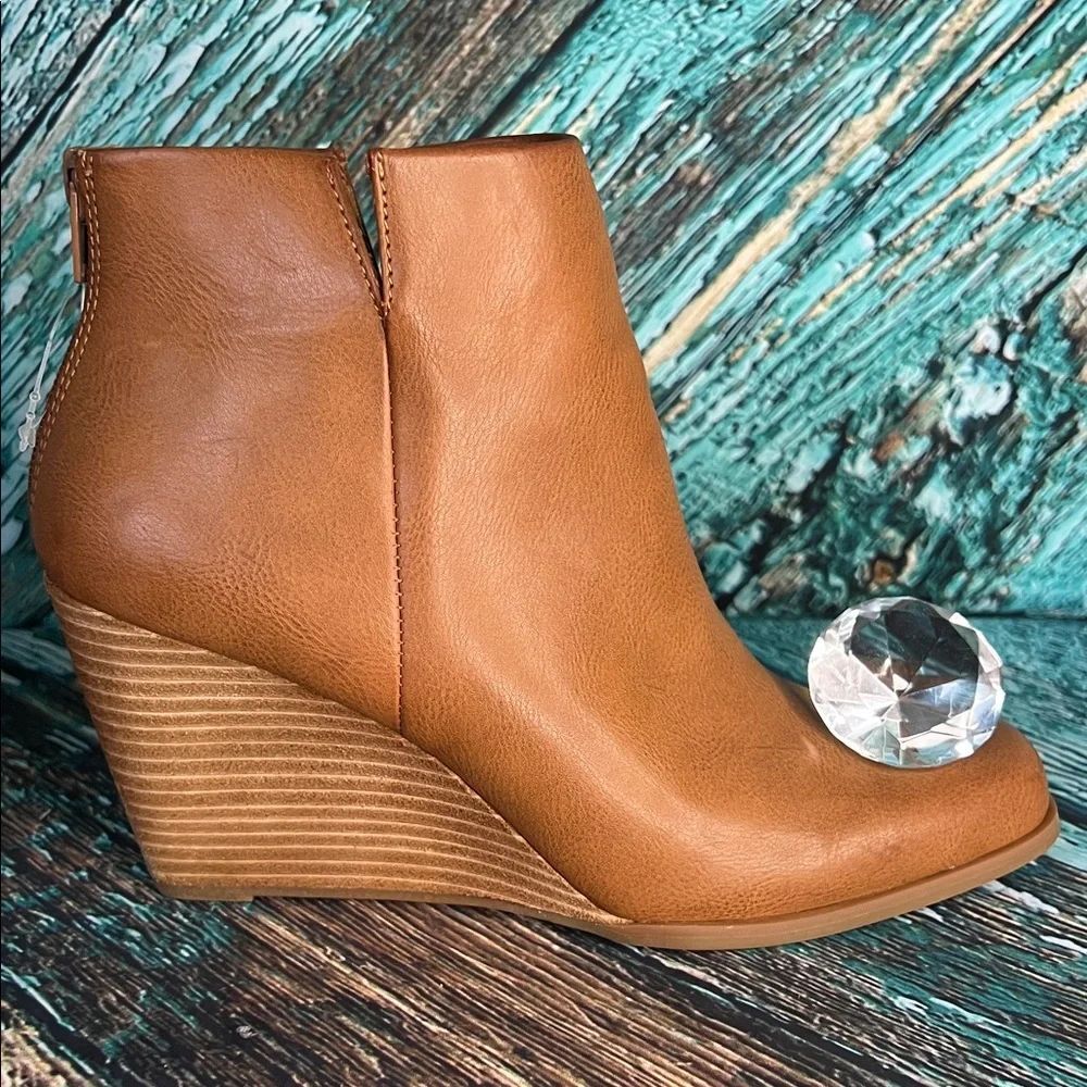 *Korks Oliana wedge booties